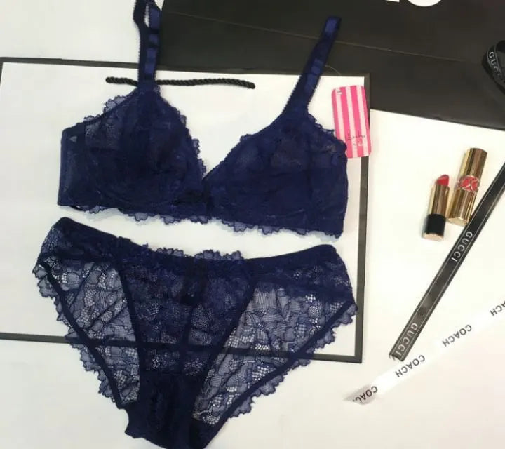 Luxury Lace Bra & Panty Set – Elegant & Comfortable